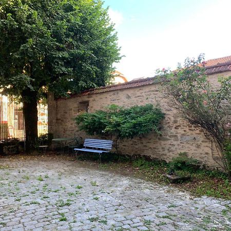 La Cour Pavee, T2 Lumineux, Cosy, Confort 55 M2 Saint-Léonard-de-Noblat Exterior foto